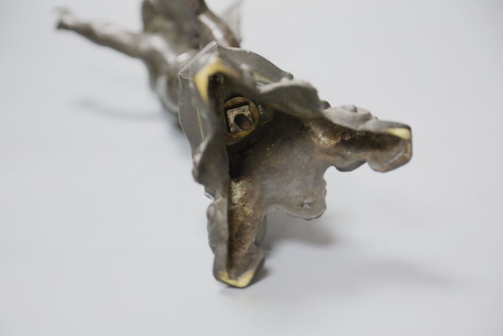 After the Antique. A bronze cherub, height 31cm